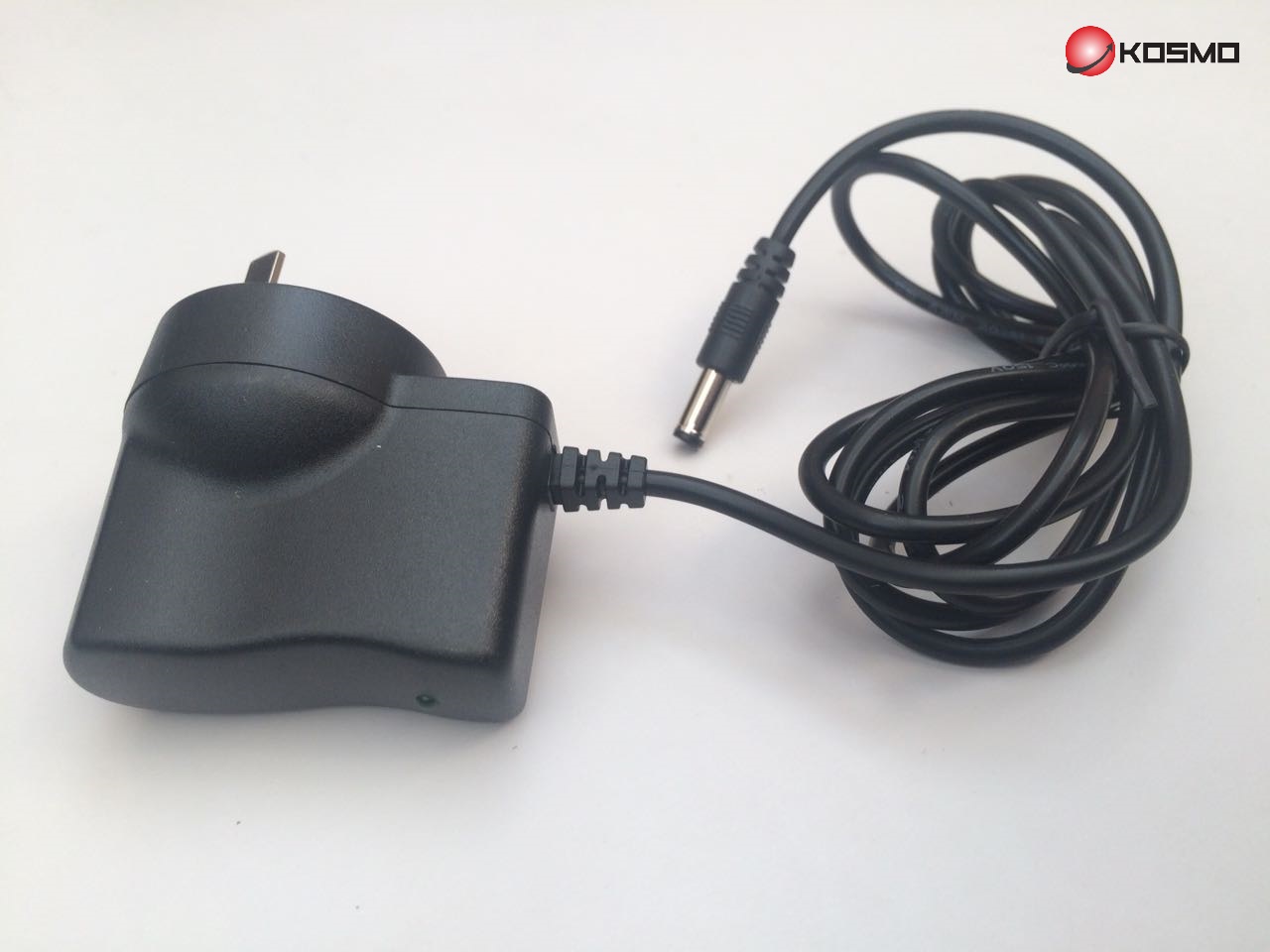 CARGADOR UNIVERSAL K500